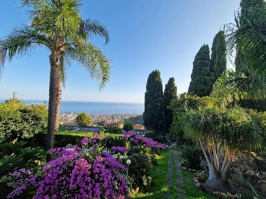 Le 4 Stagioni, Appartamento In Villa Bordighera 0*,