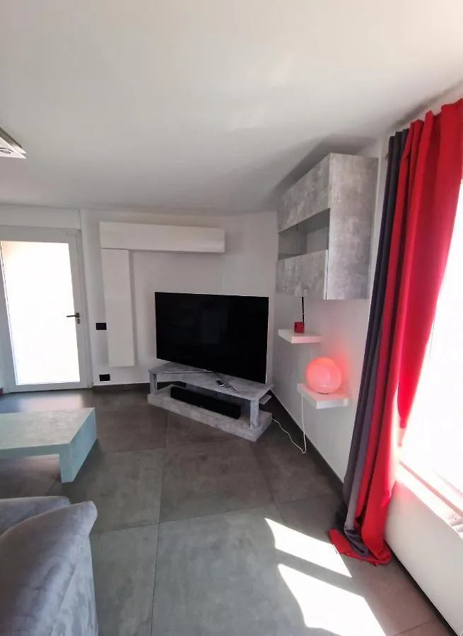 Le 4 Stagioni, Appartamento In Villa Bordighera